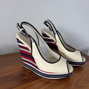 Dolce & Gabbana Wedge Sandale